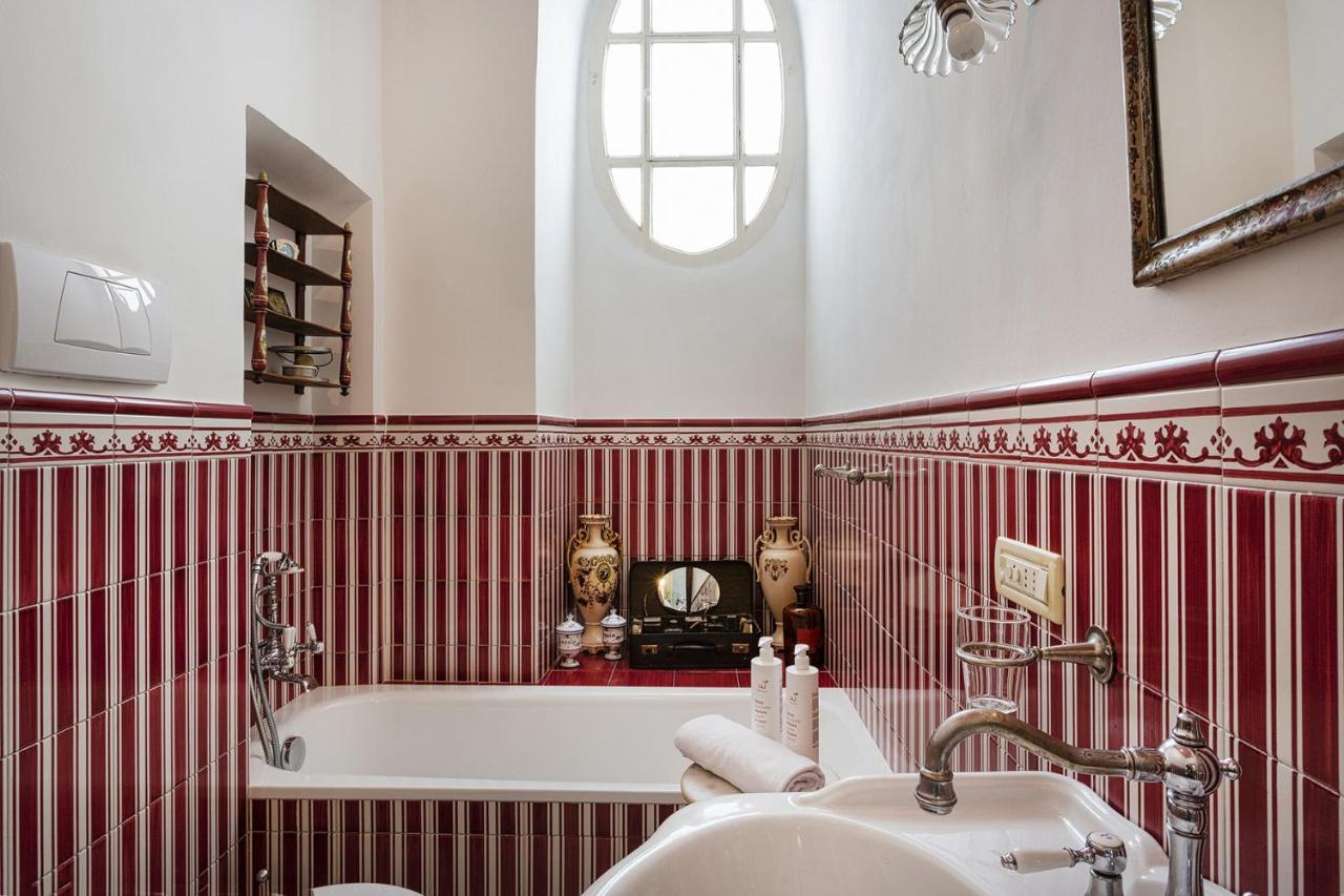 Fancy Apartment In Palazzo Grimaldi By Wonderful Italy Genoa Exterior photo